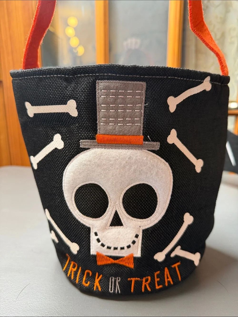 ☠️ Halloween Skull Trick or Treat Bucket Tote - Black & Orange. NWOT